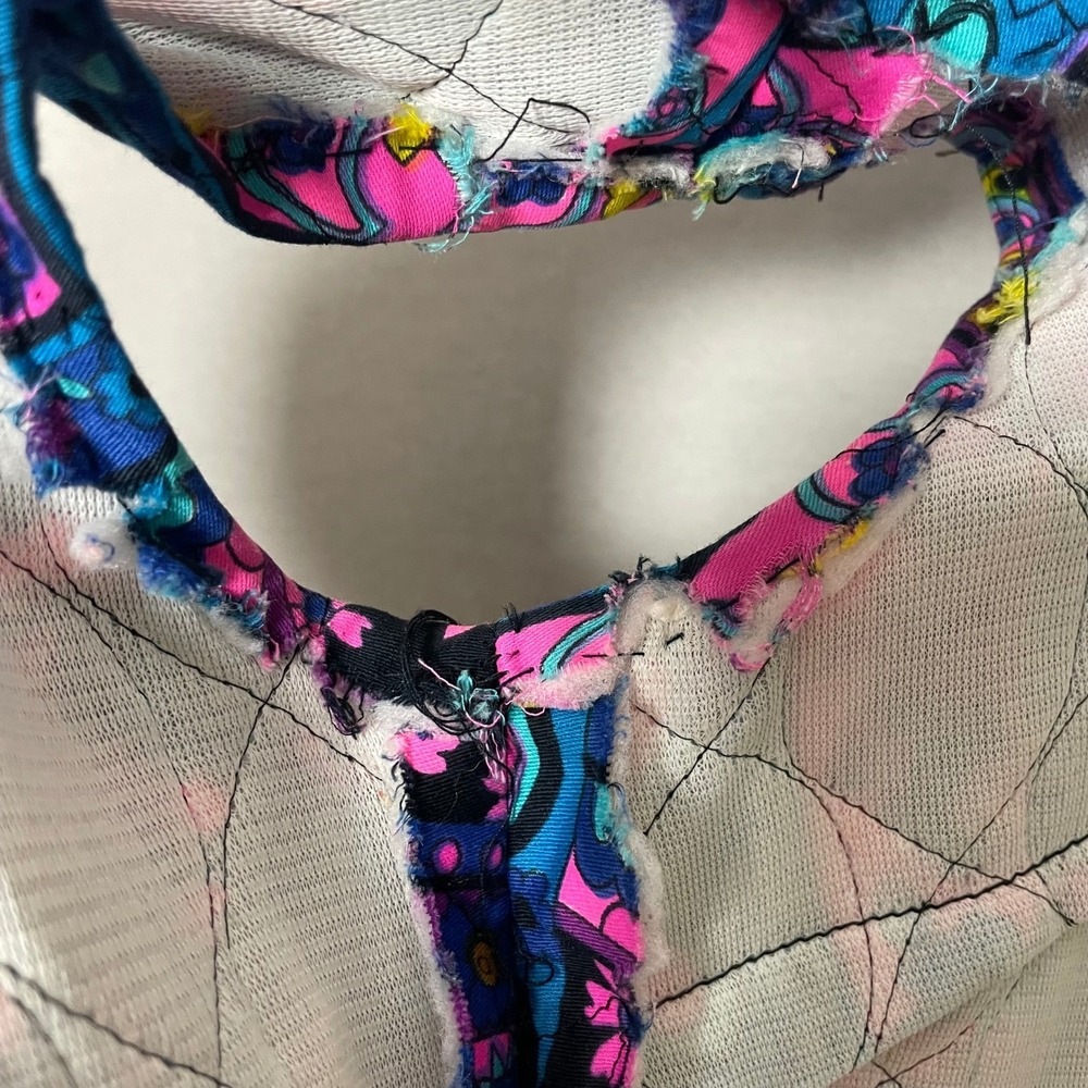 Vintage 70s Top Psychedelic Quilted Sleeveless Patchwork Print Women Boxy Hippie - Picture 8 of 15